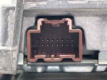 Load image into Gallery viewer, RADIO AMPLIFIER Cadillac SRX 2013 13 2014 14 - NW584391