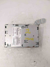 Load image into Gallery viewer, RADIO Honda CR-V 2007 07 2008 08 2009 09 2010 10 11 SATELLITE RECEIVER - NW538216