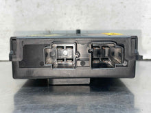Load image into Gallery viewer, Computer Ford Mustang 1999 - NW586016