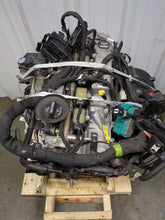 Load image into Gallery viewer, Engine Motor Chevrolet Malibu 2017 - NW586684