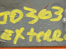 Load image into Gallery viewer, SIDE MARKER LAMP LIGHT Xterra 2002 02 2003 03 2004 04 Right - NW82613
