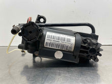 Load image into Gallery viewer, AIR RIDE COMPRESSOR E350 E550 CLS500 CLS55 CLS550 CLS63 E280 00-11 - NW586767