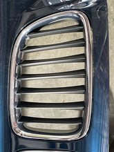 Load image into Gallery viewer, Grille BMW X1 2015 - NW425647