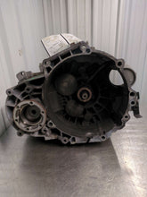 Load image into Gallery viewer, MANUAL TRANSMISSION EOS Golf Golf GTI Passat 06 07 TURBO - NW587151