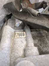 Load image into Gallery viewer, MANUAL TRANSMISSION EOS Golf Golf GTI Passat 06 07 TURBO - NW587151