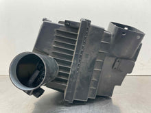 Load image into Gallery viewer, AIR CLEANER BOX Volvo XC90 07 08 09 10 11 12 13 14 - NW587459