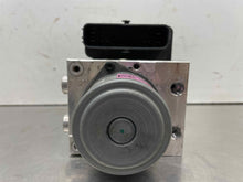 Load image into Gallery viewer, ABS Pump Hyundai Santa Fe 2020 - NW587651