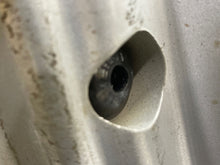 Load image into Gallery viewer, Wheel Land Rover Range Rover 1999 99 2000 00 2001 01 2002 02 03 04 18x8 10 Spoke - NW200840
