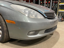 Load image into Gallery viewer, FOG LAMP LIGHT Lexus ES300 ES330 02 03 04 Bumper Mounted Left - NW580684