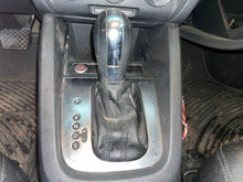Load image into Gallery viewer, Floor Shifter Volkswagen Jetta 2013 - NW493885