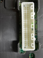 Load image into Gallery viewer, SPEEDOMETER CLUSTER Nissan Cube 2010 10 - NW160112