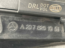 Load image into Gallery viewer, HEADLIGHT LAMP ASSEMBLY E250 Van E250D E300 E350 E400 E550 E63 14-17 Right - NW588823