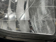 Load image into Gallery viewer, Park Lamp Light Kia Sportage 2006 - NW82853