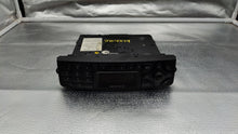Load image into Gallery viewer, Radio Mercedes CLK320 C240 C320 C32 2001 01 2002 02 2003 03 2004 04 2005 05 - NW138407