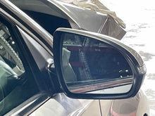 Load image into Gallery viewer, Side View Door Mirror Hyundai Elantra 2018 - NW592604