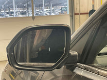 Load image into Gallery viewer, Side View Door Mirror Volkswagen Atlas 2018 - NW593907