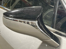 Load image into Gallery viewer, Side View Door Mirror 2020 - NW593786