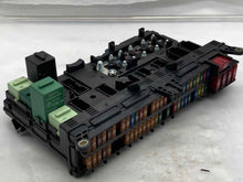 Load image into Gallery viewer, FUSE BOX Range Rover 2003 03 2004 04 2005 05 2006 06 - NW65848