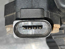 Load image into Gallery viewer, INTERCOOLER Audi A4 Passat 1999 99 2000 00 2001 01 02 - NW106171