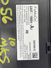 Load image into Gallery viewer, BODY CONTROL MODULE BCM COMPUTER Lincoln MKS 09 10 11 12 - NW27515