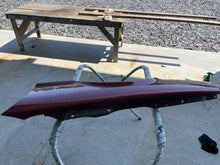 Load image into Gallery viewer, Front Fender Oldsmobile Allante 1990 - NW75788