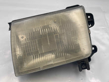 Load image into Gallery viewer, HEADLIGHT LAMP ASSEMBLY Nissan Frontier Pickup Xterra 00 01 Left - NW102843