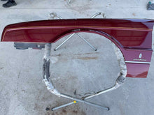 Load image into Gallery viewer, Front Fender Oldsmobile Allante 1991 - NW75789