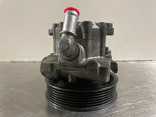 Load image into Gallery viewer, POWER STEERING PUMP 525i 530i 2004 04 2005 05 - NW163133
