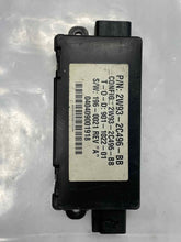 Load image into Gallery viewer, Park Assiste computer Jaguar XJ8 2004 04 2005 05 2006 06 2007 07 - NW33150