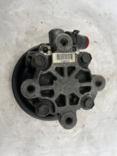 Load image into Gallery viewer, Power Steering Pump TOWN & COUNTRY 2008 - NW162940
