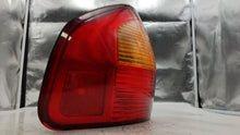 Load image into Gallery viewer, TAIL LIGHT LAMP ASSEMBLY fits Hyundai Santa Fe 01 02 03 04 Left - NW181049