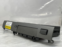 Load image into Gallery viewer, Cd Changer BMW 745i 2002 02 - NW136684