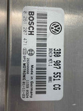 Load image into Gallery viewer, ECU ECM COMPUTER Volkswagen Passat 2002 02 6 Cylinder - NW62854