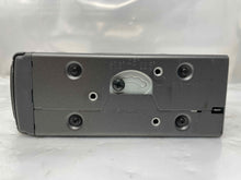 Load image into Gallery viewer, Radio Cadillac Seville 2000 - NW135489