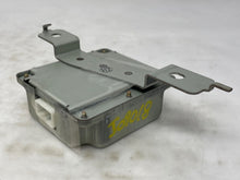 Load image into Gallery viewer, Transfer Case Computer FX35 FX45 2003 03 2004 04 2005 05 06 07 08 - NW31390
