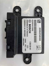 Load image into Gallery viewer, PARK ASSIST CONTROL MODULE COMPUTER Regal Verano Camaro Cruze 10-17 - NW27811