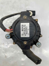 Load image into Gallery viewer, AIR INJECTION PUMP SMOG Porsche Boxster 1997 97 - NW8239