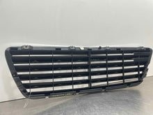 Load image into Gallery viewer, GRILL Mercedes E320 E430 E55 2000 00 01 02 03 - NW98512