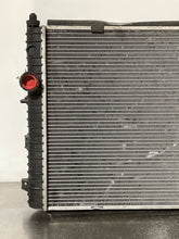 Load image into Gallery viewer, RADIATOR Land Rover Discovery 1999 99 00 01 02 03 04 - NW132506