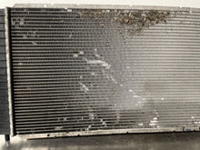 Load image into Gallery viewer, RADIATOR Expedition Navigator 1999 99 2000 00 2001 01 2002 02 - NW131701