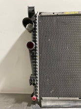 Load image into Gallery viewer, RADIATOR Mercedes S430 S500 2000 00 - NW132415