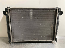 Load image into Gallery viewer, RADIATOR Mercedes S430 S500 2000 00 - NW132415