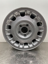Load image into Gallery viewer, WHEEL Jaguar XJ8 98 99 00 01 02 03 16x7 alloy - NW199536