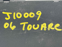 Load image into Gallery viewer, CD Changer Touareg Jetta Golf 2002 02 2003 03 2004 04 05 06 07 08 09 10 - NW140246