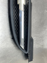 Load image into Gallery viewer, GRILLE Chevrolet Aveo 2004 04 2005 05 2006 06 2007 07 2008 08 - NW97875