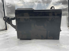 Load image into Gallery viewer, CD CHANGER Mercedes ML320 1998 98 1999 99 - NW138906