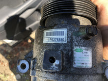Load image into Gallery viewer, AC Compressor Kia Sorento 2016 - DG85764