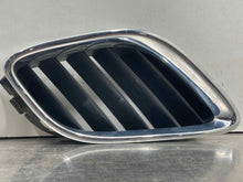 Load image into Gallery viewer, GRILLE Saab 9-5 2002 02 2003 03 04 05 Upper End Left - NW98681