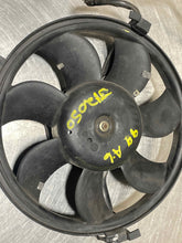 Load image into Gallery viewer, RADIATOR FAN ASSEMBLY Passat 2001 01 02 03 04 05 - NW63655