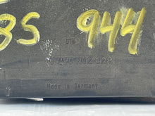 Load image into Gallery viewer, Mass Air Flow Sensor Meter Maf PORSCHE 944 1985 - NW5406